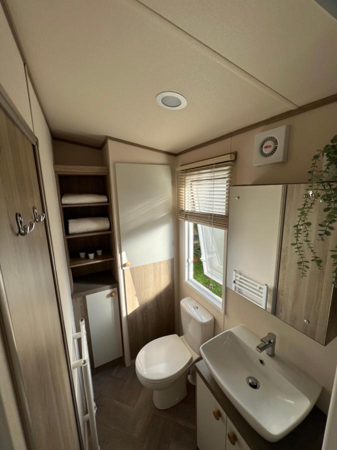Anchors Rest - Family Caravan - Haven Lytchett Minster Eksteriør billede